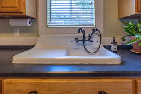 Kitchen - 86 Masters Dr, Saint Augustine, FL 32084 photo 5 of 7