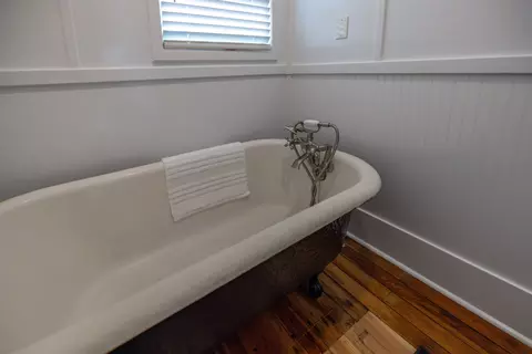 Bath - 86 Masters Dr, Saint Augustine, FL 32084 photo 3 of 3