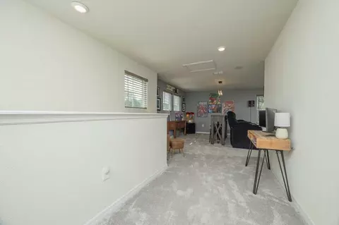 Entry Way - 375 La Mancha Dr, Saint Augustine, FL 32086 photo 7 of 8