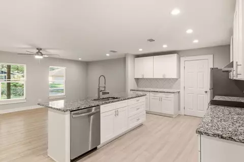 Kitchen - 415 Gerona Rd, Saint Augustine, FL 32086 photo 4 of 5