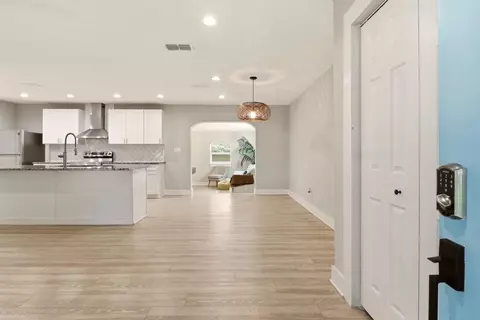 Entry Way - 415 Gerona Rd, Saint Augustine, FL 32086 photo 2 of 3