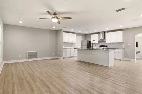 Living - 415 Gerona Rd, Saint Augustine, FL 32086 photo 1 of 6