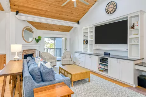 Living - 3222 Harbor Dr, Saint Augustine, FL 32084 photo 1 of 4