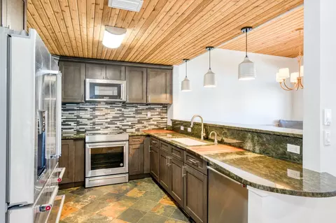 Kitchen - 3222 Harbor Dr, Saint Augustine, FL 32084 photo 3 of 4