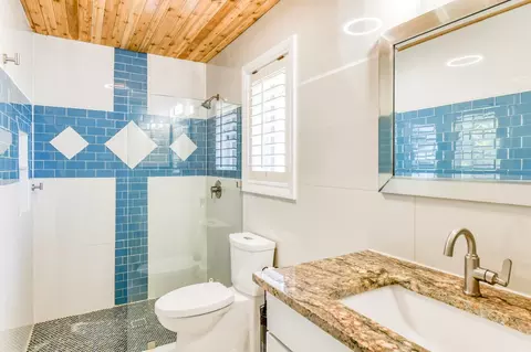 Bath - 3222 Harbor Dr, Saint Augustine, FL 32084 photo 4 of 4