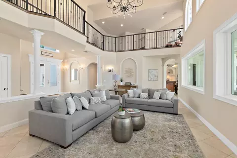 Living - 505 Turnberry Ln, Saint Augustine, FL 32080 photo 1 of 11