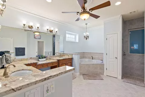 Bath - 505 Turnberry Ln, Saint Augustine, FL 32080 photo 2 of 8