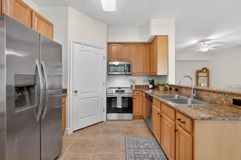 Kitchen - 621 Shores Blvd, Saint Augustine, FL 32086 photo 2 of 4