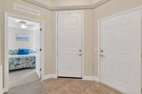 Entry Way - 621 Shores Blvd, Saint Augustine, FL 32086 photo 2 of 3