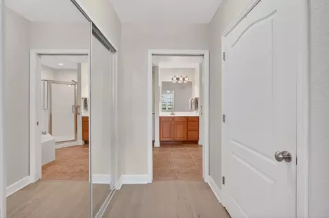 Entry Way - 621 Shores Blvd, Saint Augustine, FL 32086 photo 3 of 3