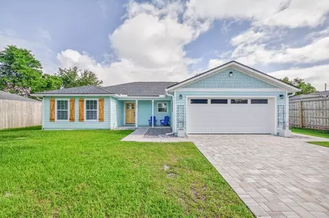 109 Azalea Rd, Saint Augustine, FL 32086