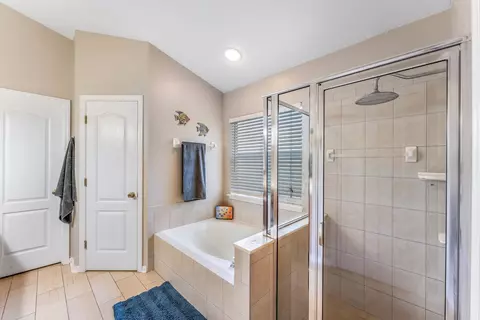 Bath - 2479 Winchester Ln, Saint Augustine, FL 32092 photo 2 of 4