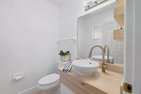 Bath - 19 Lockhart Ln, Saint Augustine, FL 32080 photo 3 of 3