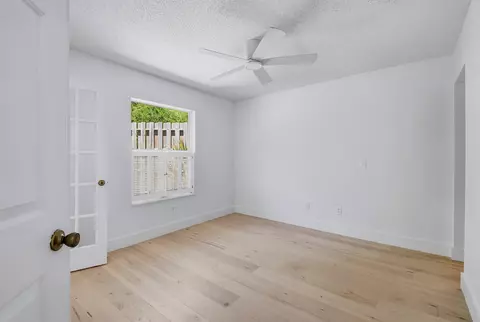 Bedroom - 19 Lockhart Ln, Saint Augustine, FL 32080 photo 4 of 8