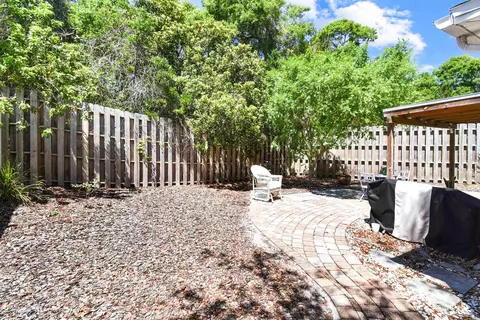 Exterior - 19 Lockhart Ln, Saint Augustine, FL 32080 photo 7 of 10