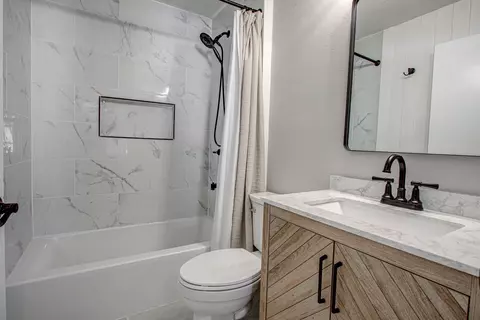 Bath - 108 Brays Island Ln, Saint Augustine, FL 32092 photo 2 of 2