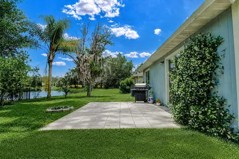 Exterior - 108 Brays Island Ln, Saint Augustine, FL 32092 photo 6 of 9