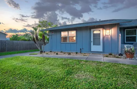 122 Rio Del Mar St #A, Saint Augustine, FL 32080