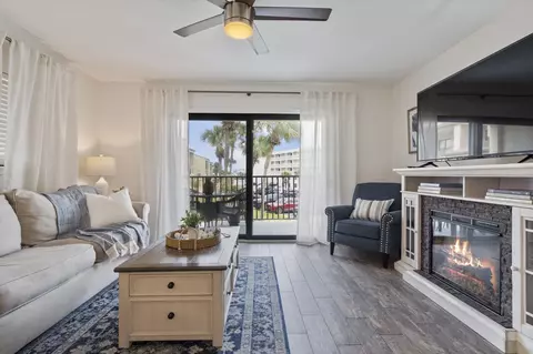 Living - 850 A1a Beach Blvd #6, Saint Augustine, FL 32080 photo 2 of 4