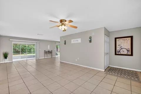 Living - 330 Shores Blvd, Saint Augustine, FL 32086 photo 1 of 6