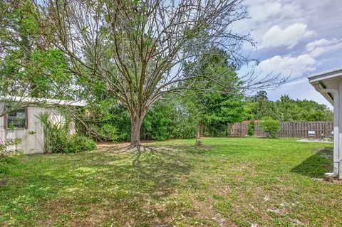 Exterior - 330 Shores Blvd, Saint Augustine, FL 32086 photo 7 of 10