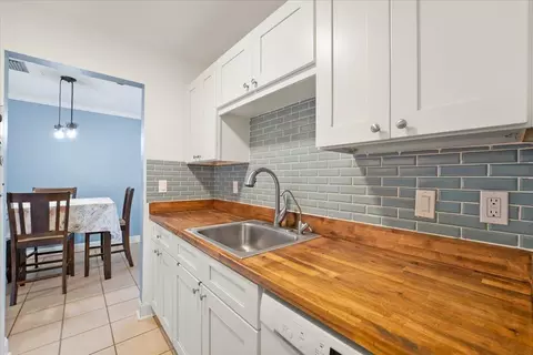 Kitchen - 1035 Dorado Dr, Saint Augustine, FL 32086 photo 2 of 3