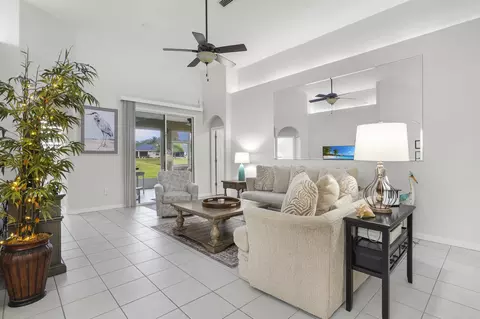 Living - 972 Ridgewood Ln, Saint Augustine, FL 32086 photo 2 of 4