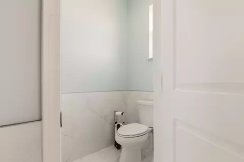 Bath - 5900 Costanero Rd, Saint Augustine, FL 32080 photo 6 of 10