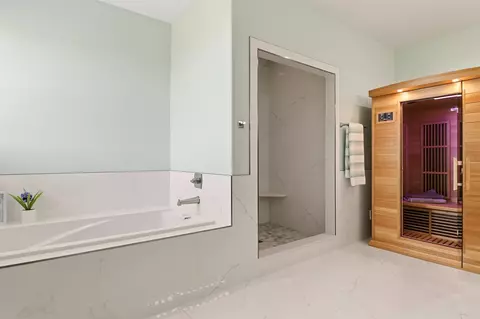 Bath - 5900 Costanero Rd, Saint Augustine, FL 32080 photo 7 of 10