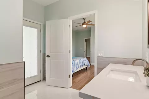 Bath - 5900 Costanero Rd, Saint Augustine, FL 32080 photo 9 of 10
