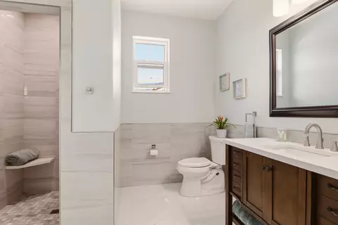 Bath - 5900 Costanero Rd, Saint Augustine, FL 32080 photo 10 of 10