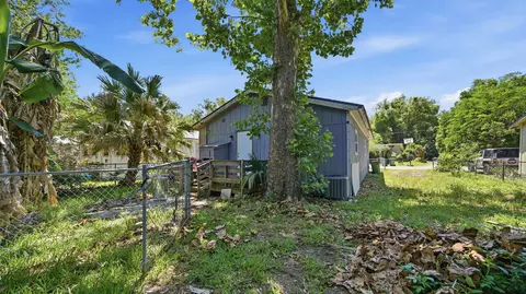Exterior - 26 Avery St, Saint Augustine, FL 32084 photo 2 of 6