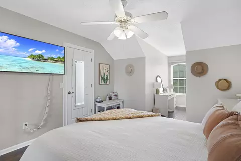 Bedroom - 220 Fiddlers Point Dr, Saint Augustine, FL 32080 photo 12 of 14