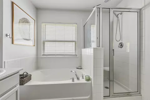 Bath - 614 Tumbled Stone Way, Saint Augustine, FL 32086 photo 4 of 4