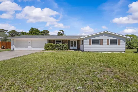 944 Orca Cir, Saint Augustine, FL 32086