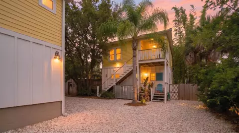 Exterior - 251 Riberia St, Saint Augustine, FL 32084 photo 2 of 24