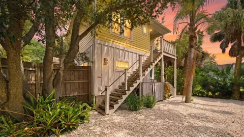 Exterior - 251 Riberia St, Saint Augustine, FL 32084 photo 8 of 24