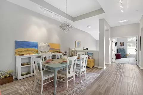 Dining - 1055 Makarios, Saint Augustine Beach, FL 32080 photo 2 of 3