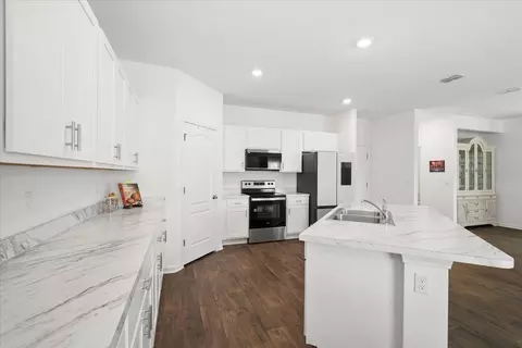 Kitchen - 81 Ashbrook St, Saint Augustine, FL 32084 photo 3 of 5