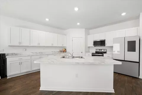 Kitchen - 81 Ashbrook St, Saint Augustine, FL 32084 photo 2 of 5