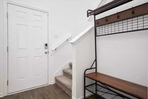Entry Way - 81 Ashbrook St, Saint Augustine, FL 32084 photo 2 of 4