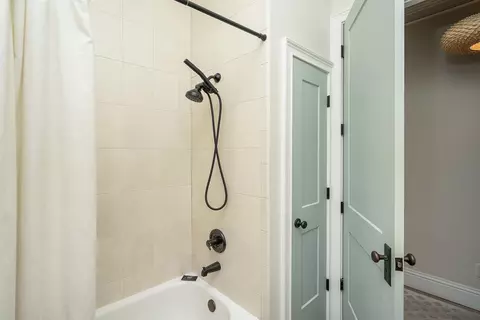 Bath - 520 Turnberry Ln, Saint Augustine, FL 32080 photo 8 of 8