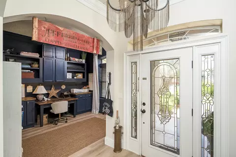 Entry Way - 520 Turnberry Ln, Saint Augustine, FL 32080 photo 3 of 5