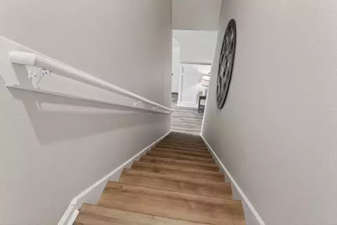 Entry Way - 3152 E Banister Rd, Saint Augustine, FL 32092 photo 10 of 12