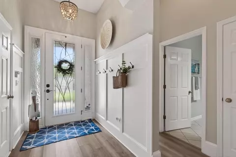 Entry Way - 3152 E Banister Rd, Saint Augustine, FL 32092 photo 3 of 12