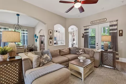Living - 3152 E Banister Rd, Saint Augustine, FL 32092 photo 3 of 6