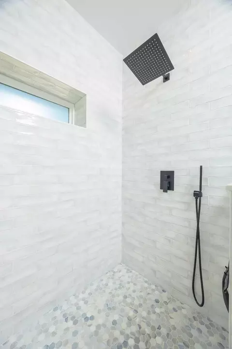 Bath - 1851 Isherwood Ter, Saint Augustine, FL 32092 photo 3 of 8