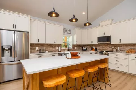 Kitchen - 1851 Isherwood Ter, Saint Augustine, FL 32092 photo 8 of 9