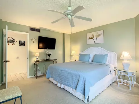 Bedroom - 2 Dondanville Rd #110, Saint Augustine, FL 32080 photo 6 of 8