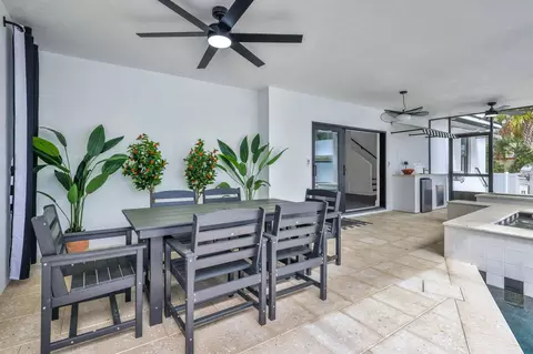 Exterior - 39 E Park Ave, Saint Augustine, FL 32084 photo 17 of 26